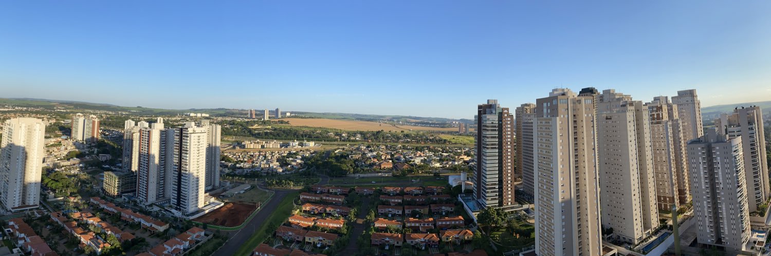 Evelyn Bandeca banner