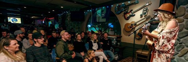 TheCrystaLounge Profile Banner