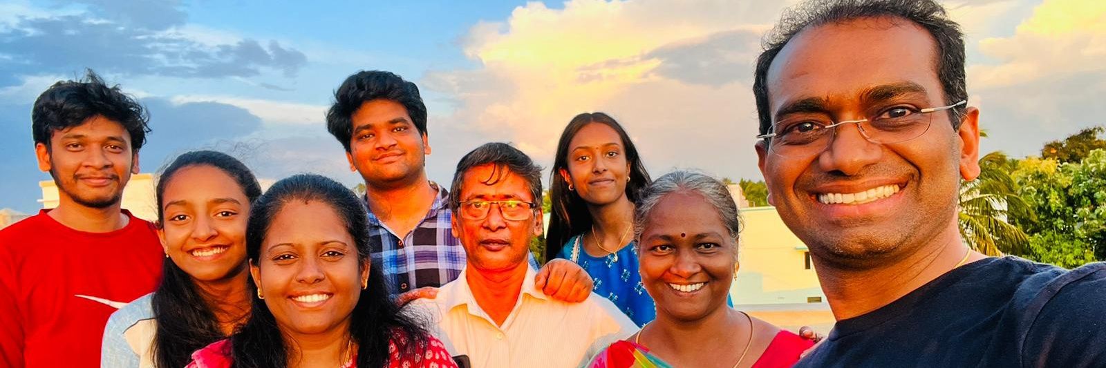 isharann's profile banner image