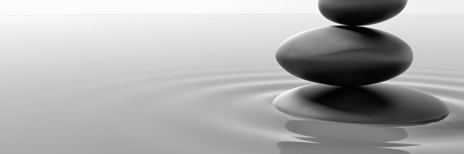 lauretta's profile banner image