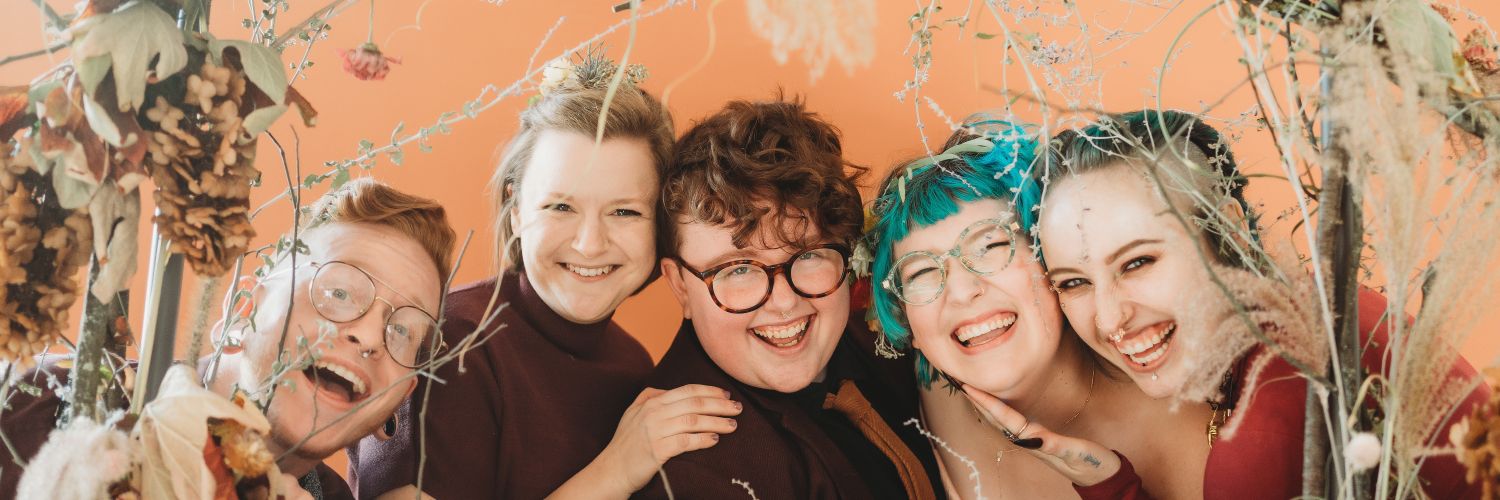 violatric's profile banner image