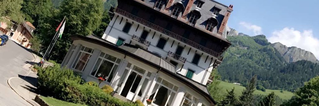 Le Châtelard banner