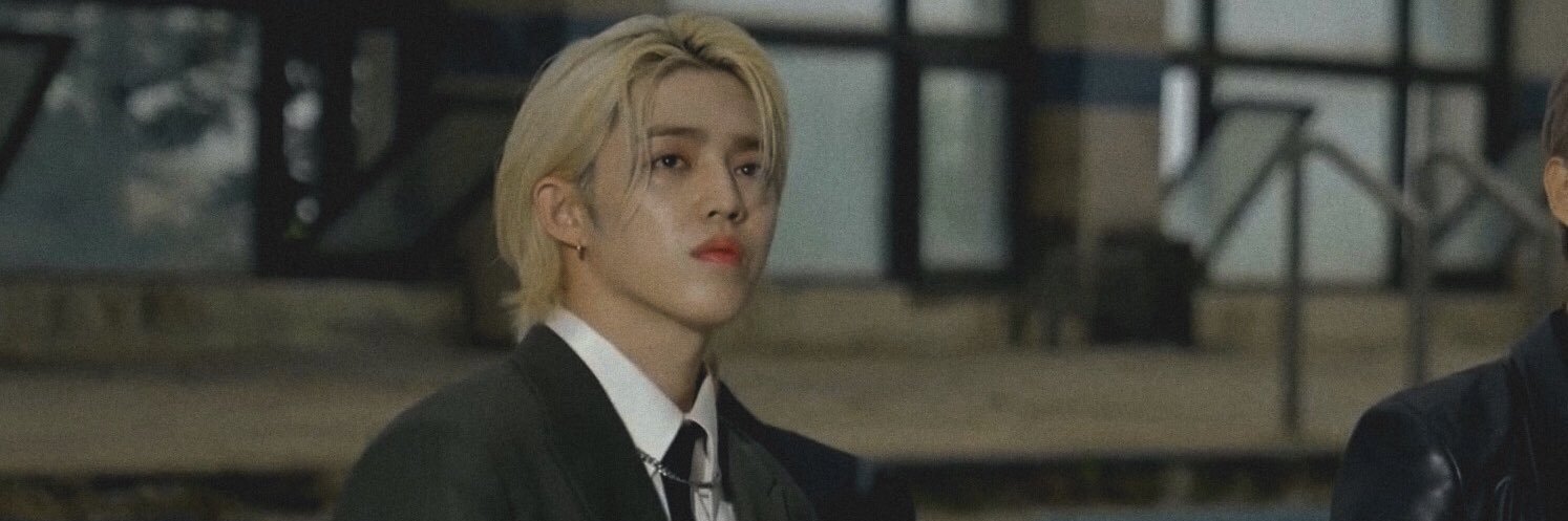 Yew1004's profile banner image