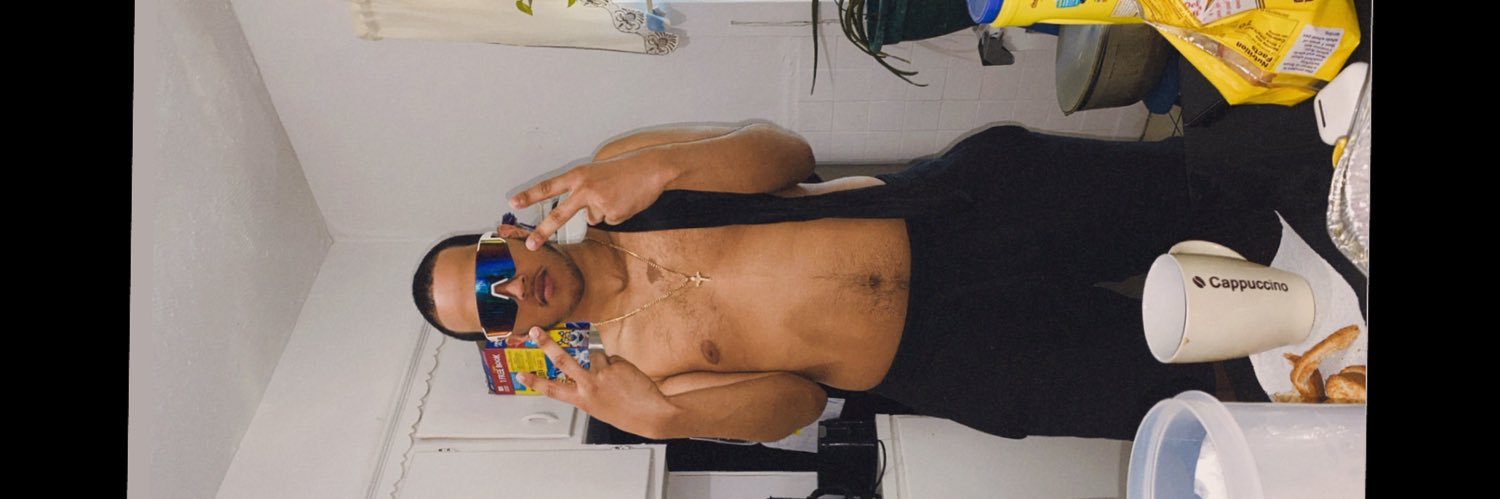 yo0chris's profile banner image