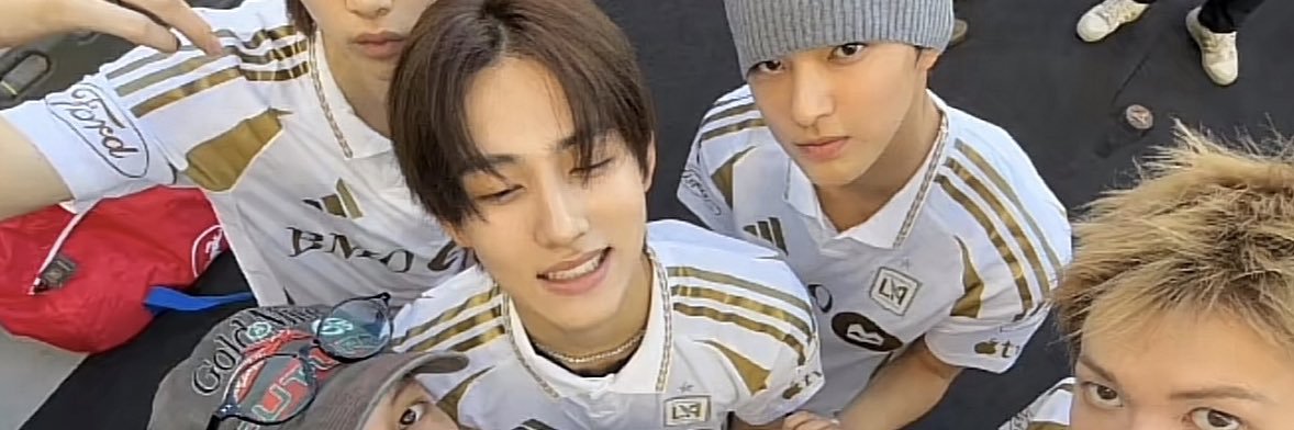 에이즈먹그 ✩ banner