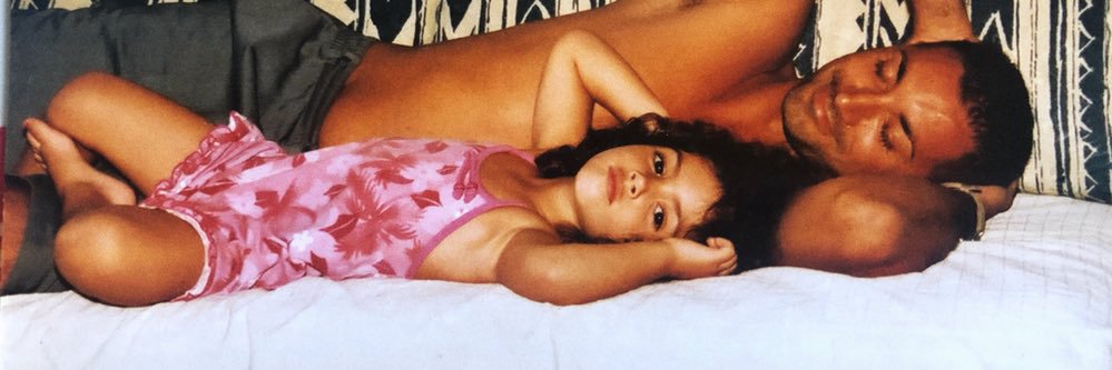 CaarlaGonzalez_'s profile banner image