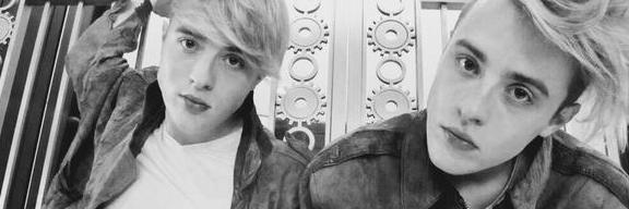 ewaricky's profile banner image