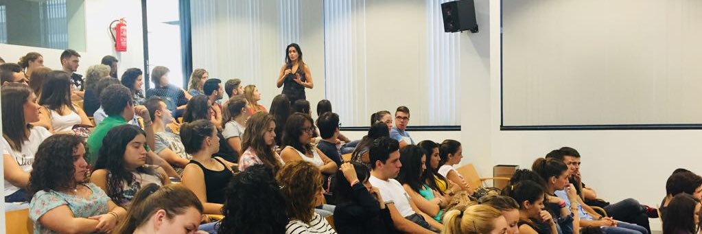 Maria Cristina banner