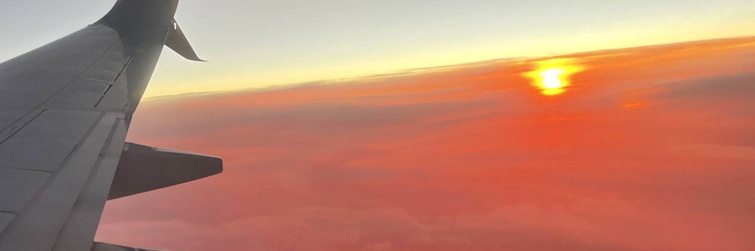 _weeniebread's profile banner image