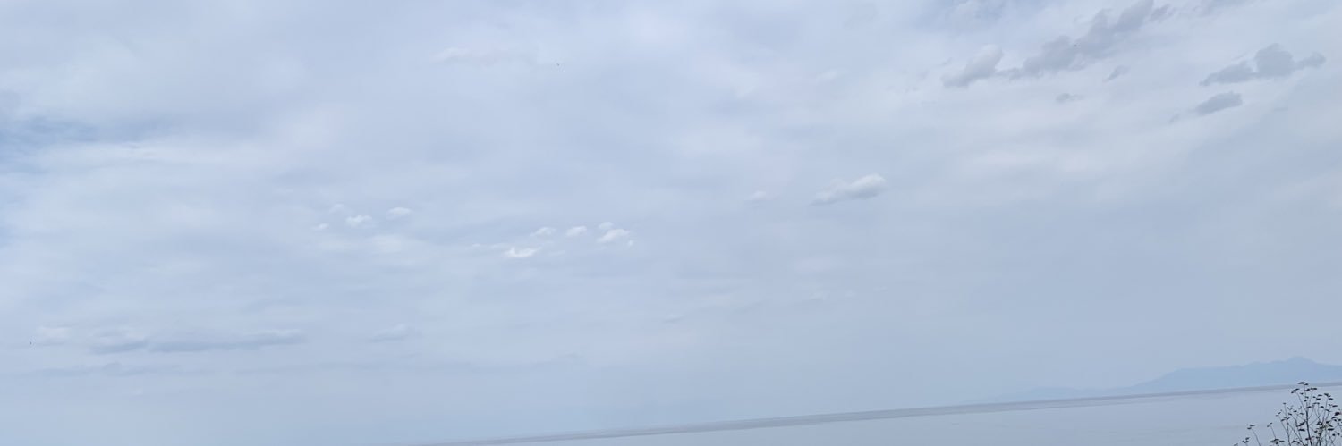 yy10233's profile banner image