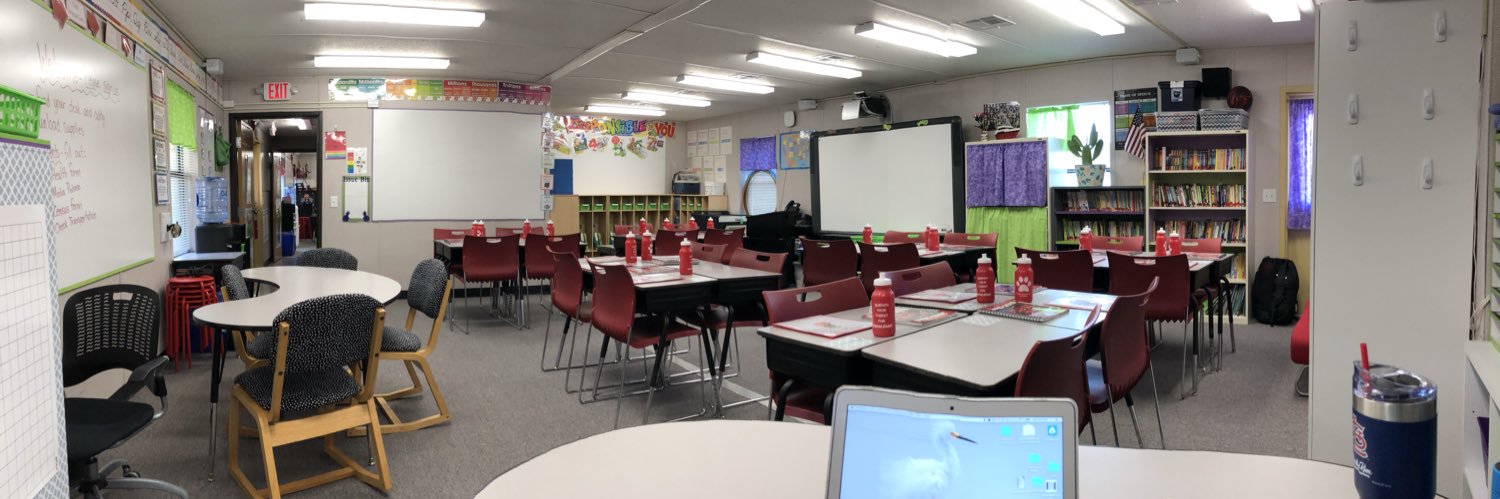 Jennifer Looney banner