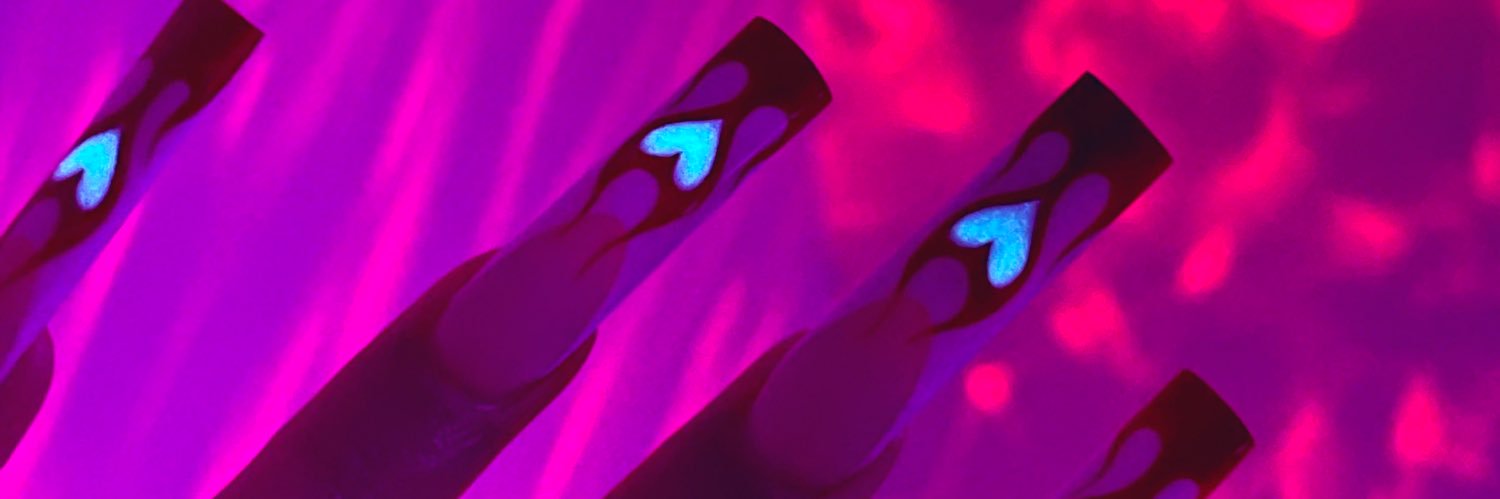 itsdyani's profile banner image