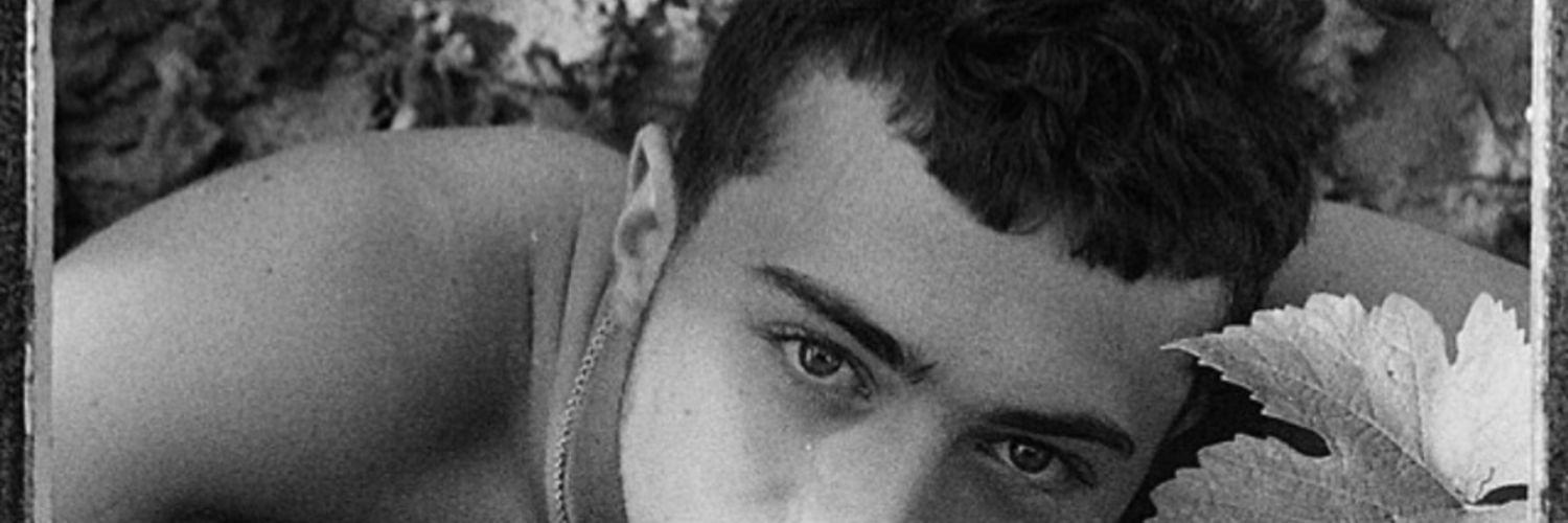 hugopapiernik's profile banner image