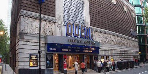 Derek Winnert banner