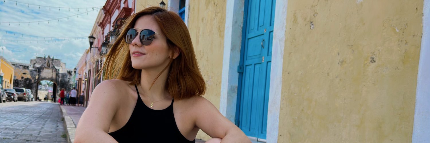 MayraBecerra's profile banner image