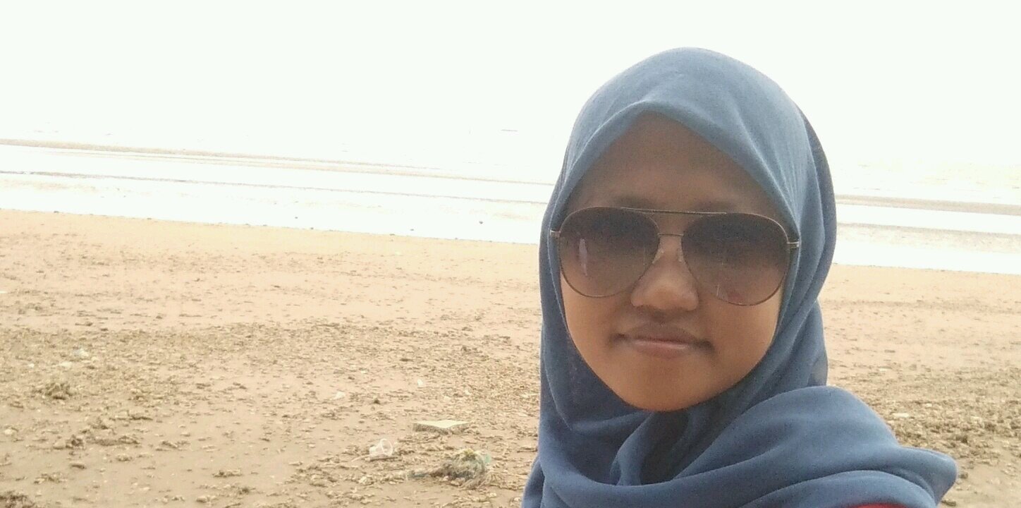 selfi_hariati's profile banner image