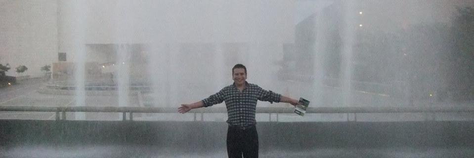 Luis Fernando Valdés banner