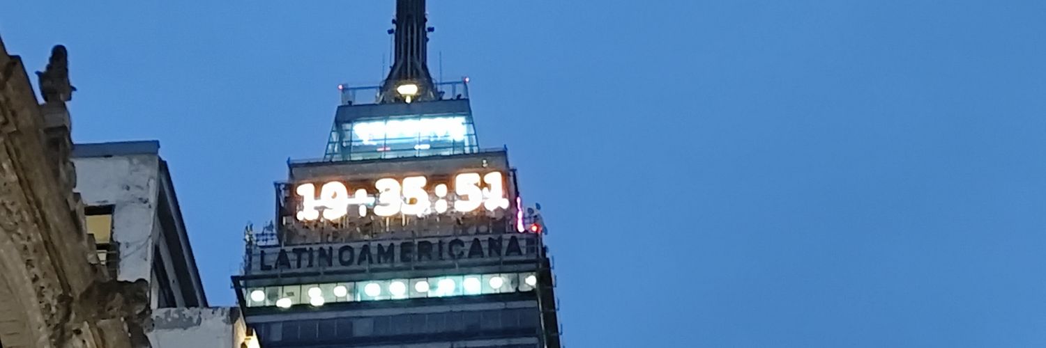 Aarón García banner