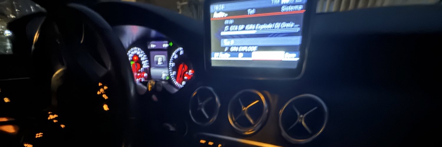 pb777_'s profile banner image