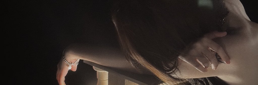 Violet 🎀's banner