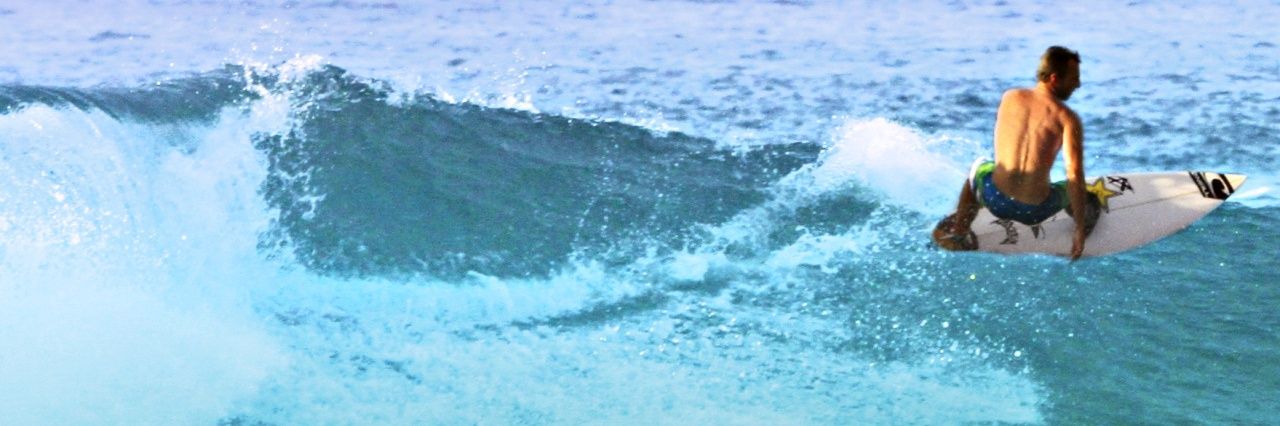 surfontrip's profile banner image