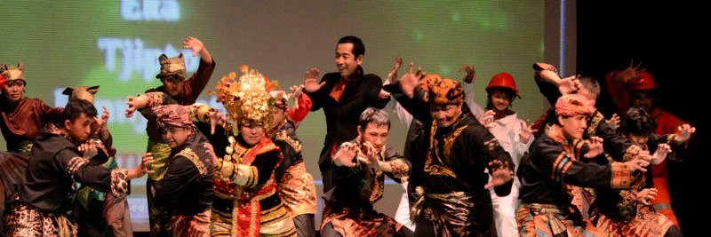 diratari's profile banner image