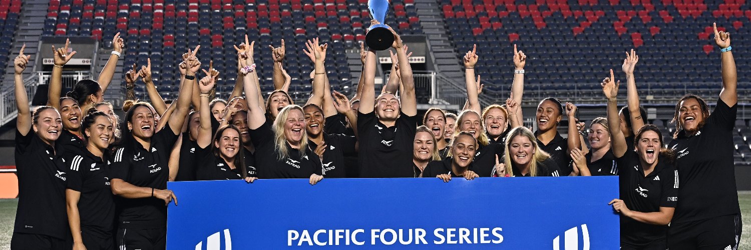 Black Ferns banner