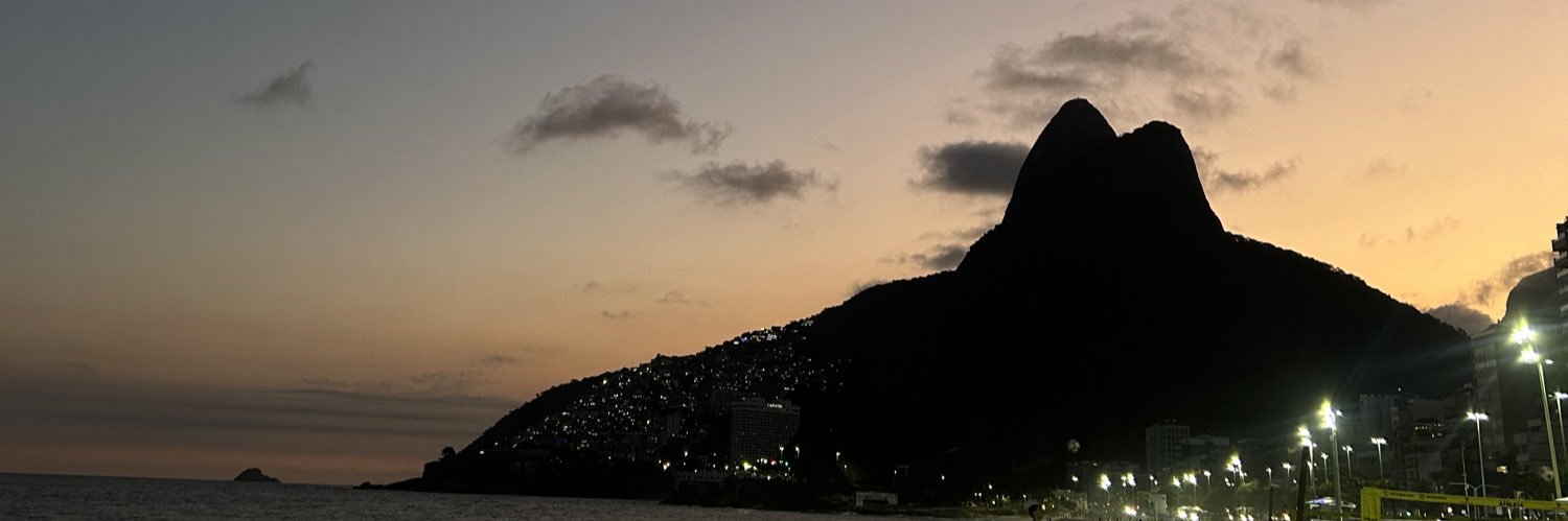 Vicagnes2's profile banner image