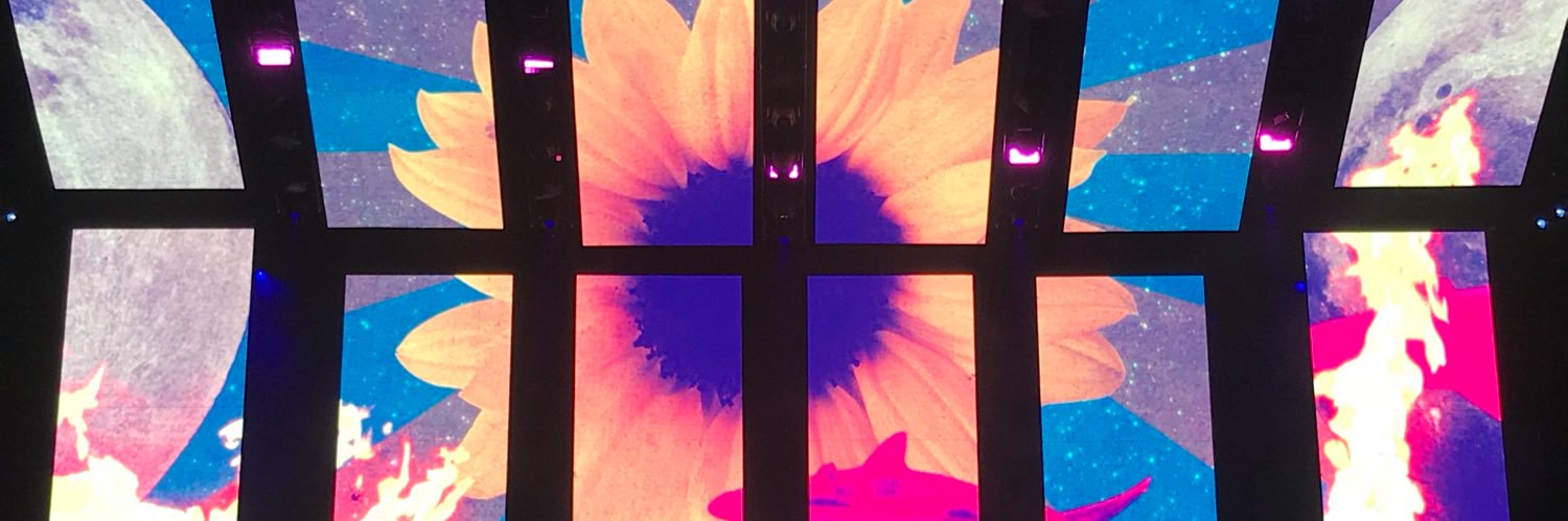 xoRelox's profile banner image
