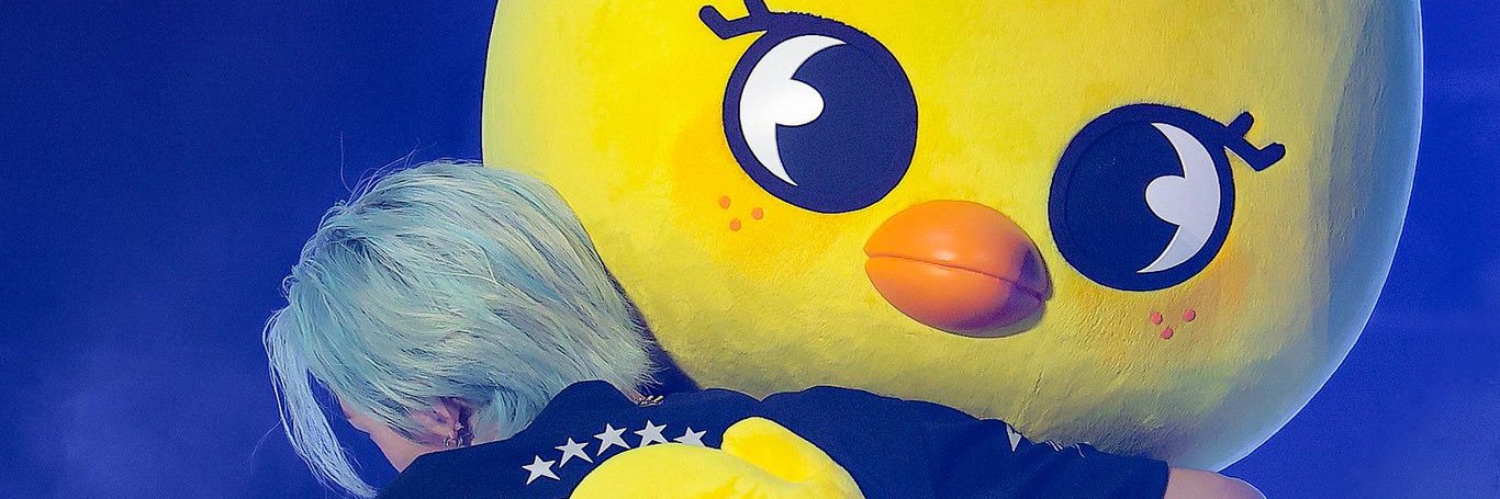 mn___min's profile banner image