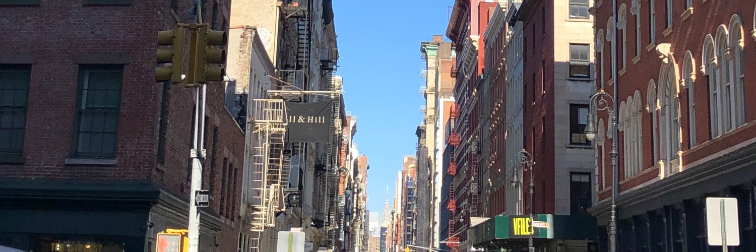 laurenivanoff's profile banner image