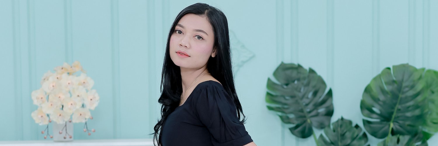 merlitayuseva's profile banner image