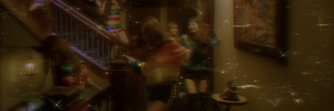 — banner