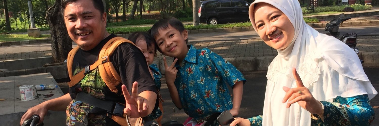 eman_pkblover's profile banner image
