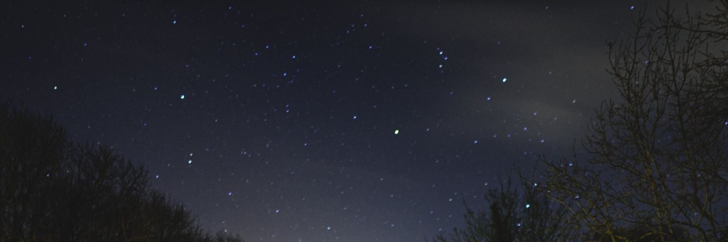 matthew while banner