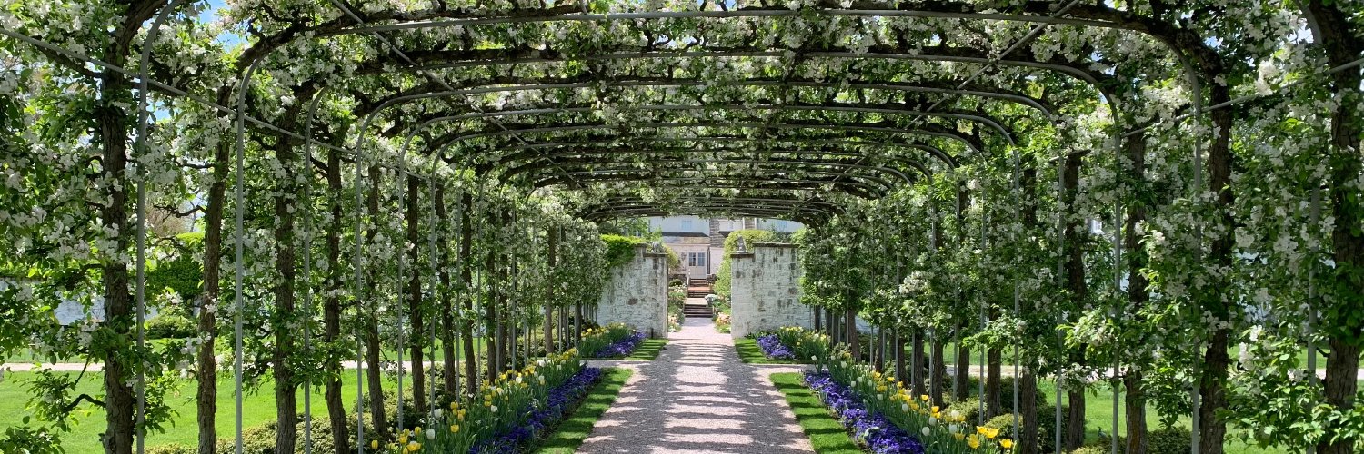 Oak Spring Garden Foundation banner