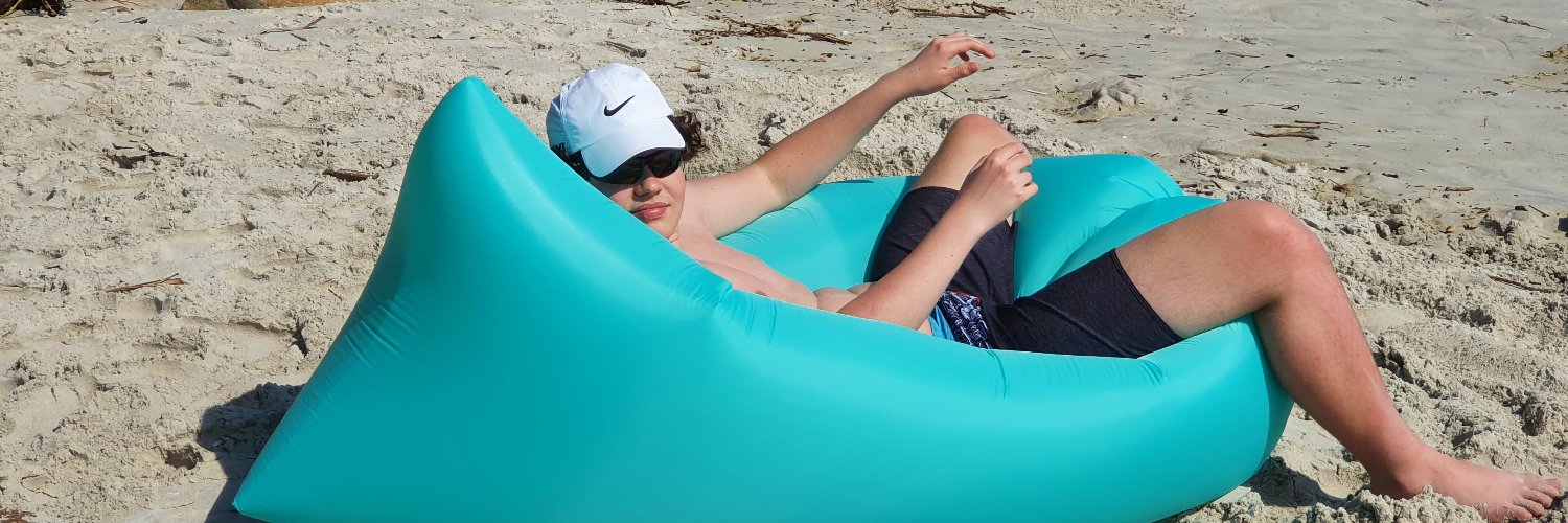 VapeyMo's profile banner image