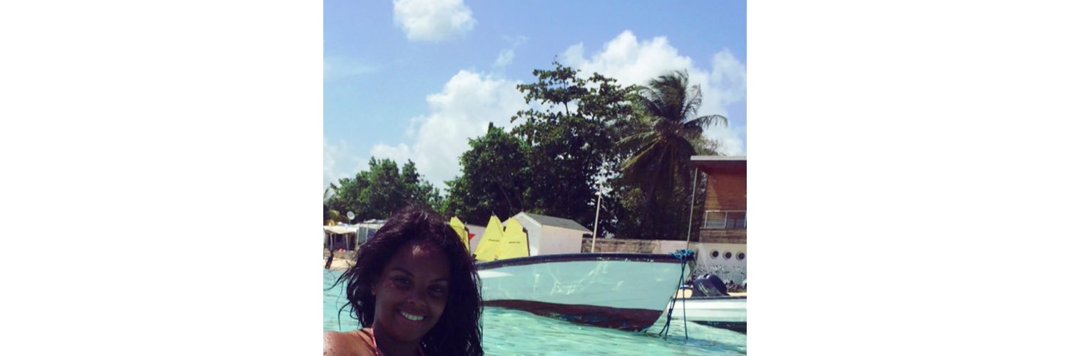 Fabiyola_'s profile banner image