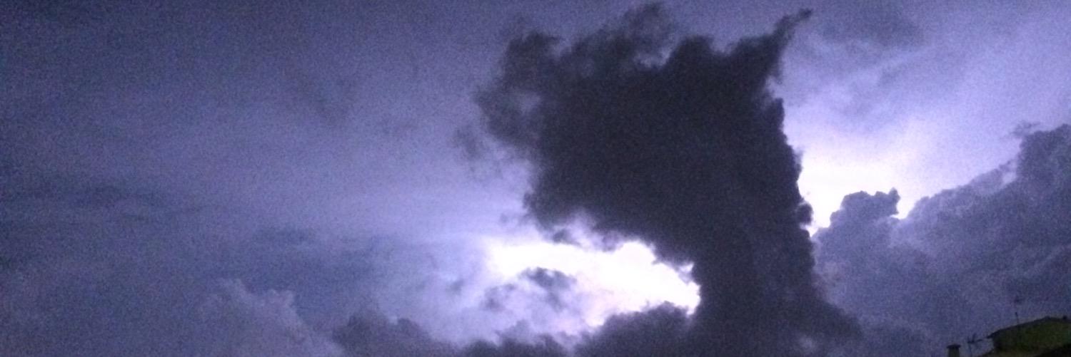 Lo__Ra's profile banner image