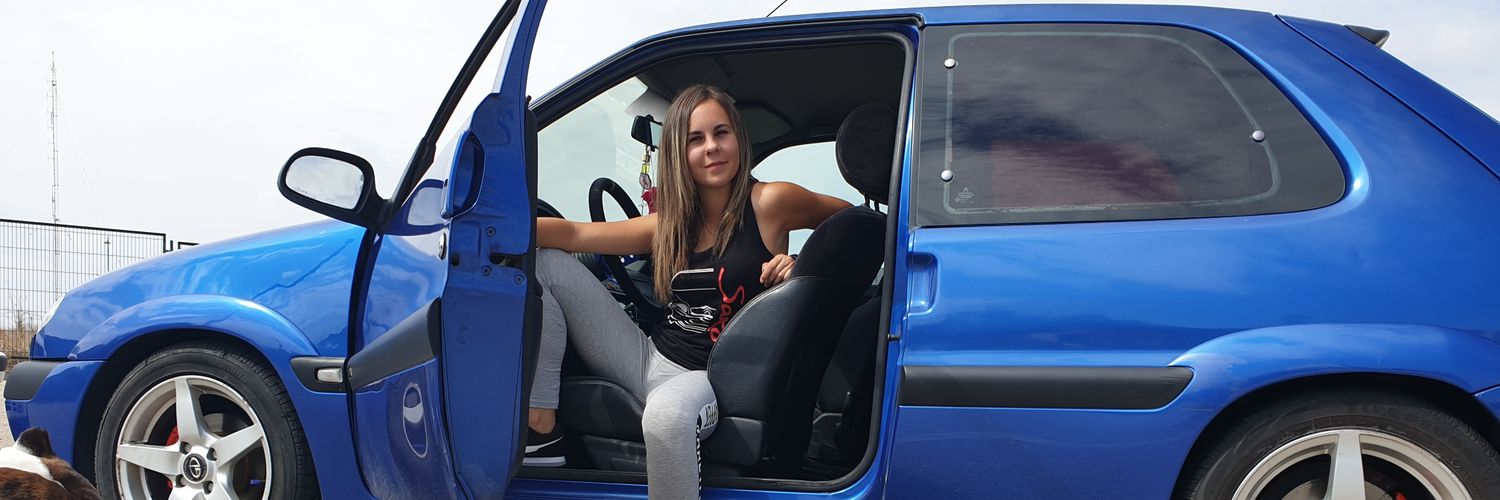 LauraRG_98's profile banner image