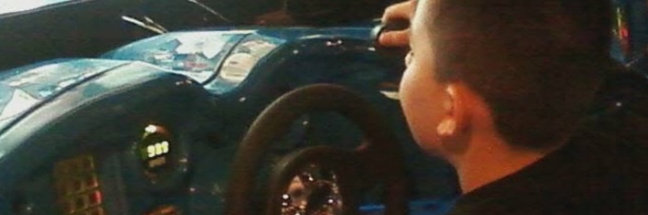 alejandro 🧸 banner