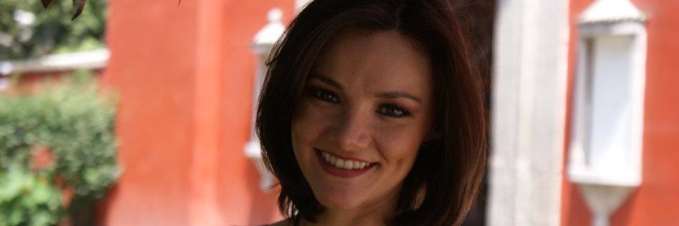 Cony Madera banner