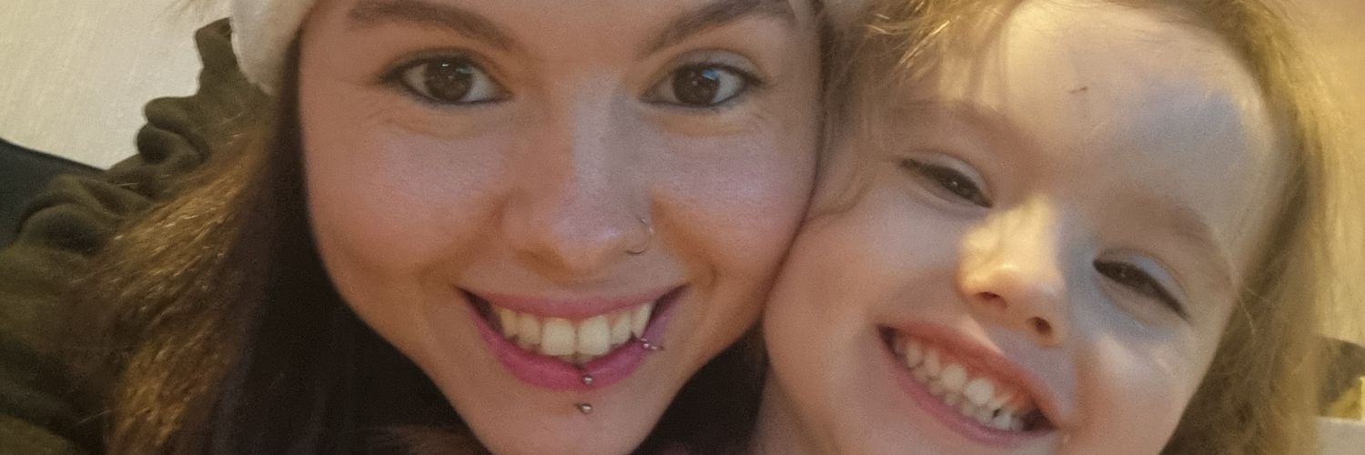 weekezza23's profile banner image