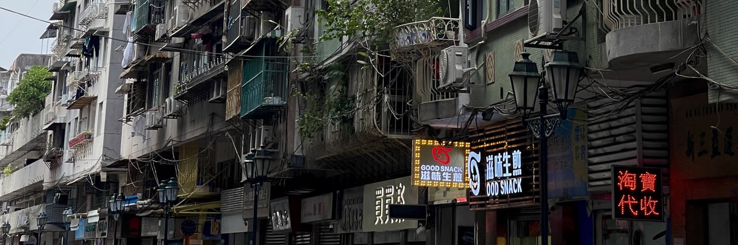 k banner