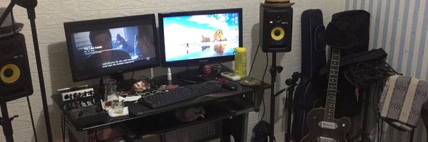 davedenils Profile Banner