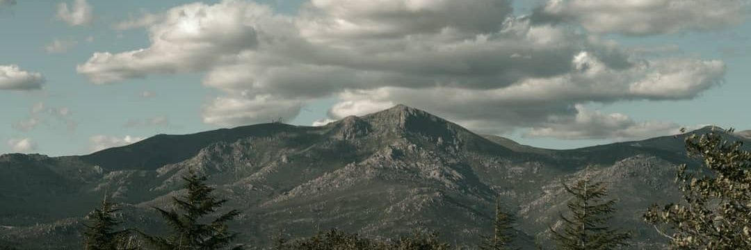 CrisCuena's profile banner image