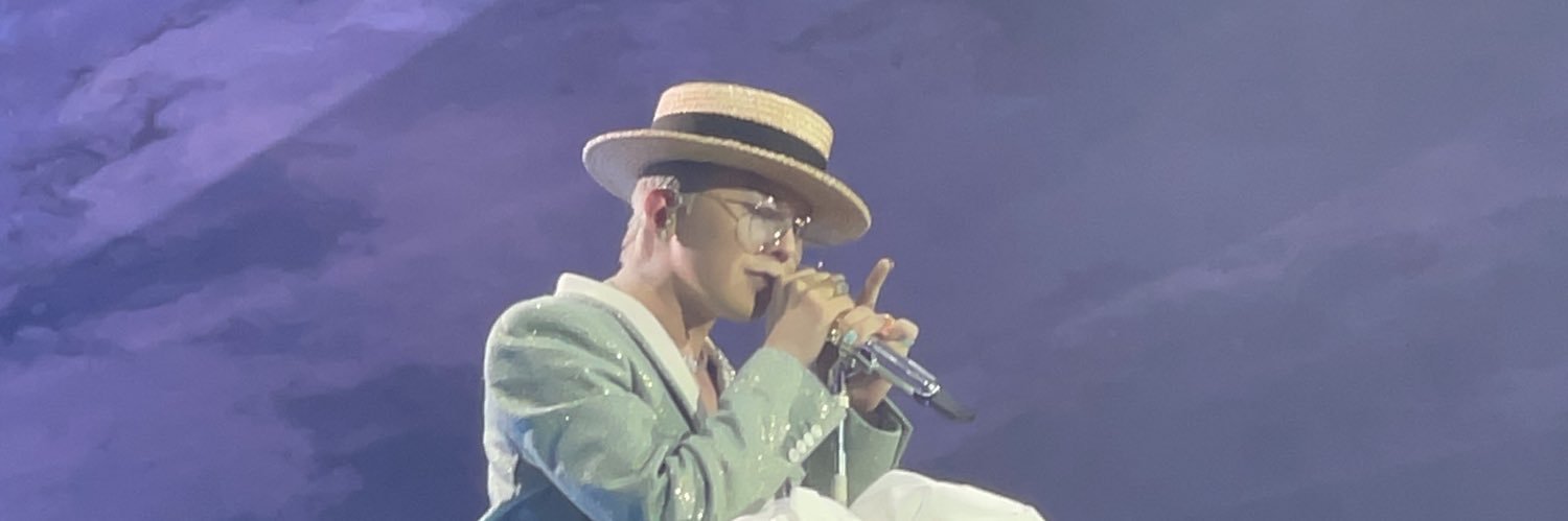 veeayypeee's profile banner image