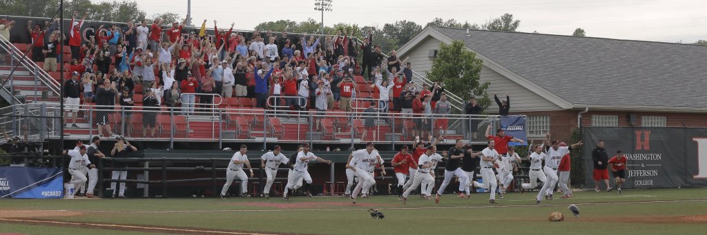 W&J Baseball banner