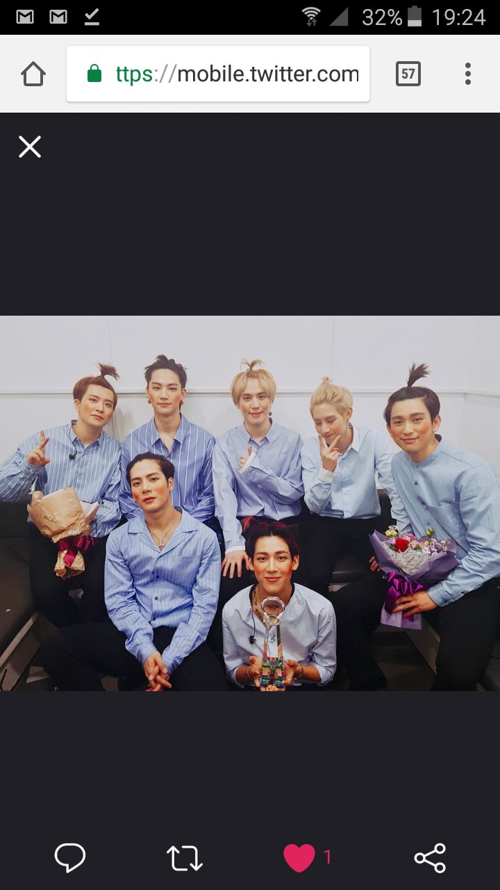 eloise_igot7's profile banner image