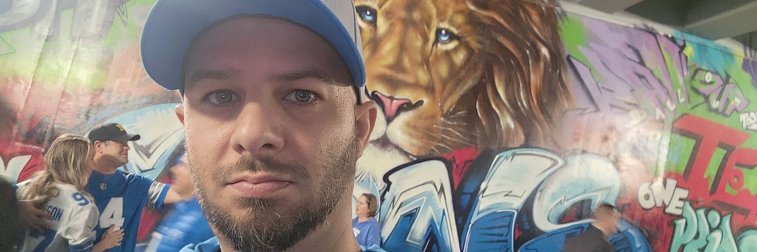 lilholik's profile banner image